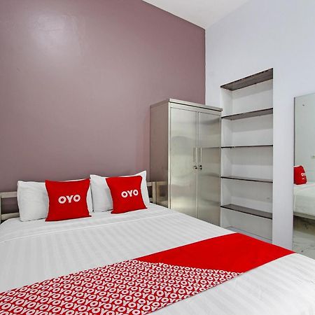 Super Oyo Capital O 91665 D'Prof Exclusive Guesthouse 三宝垄 外观 照片